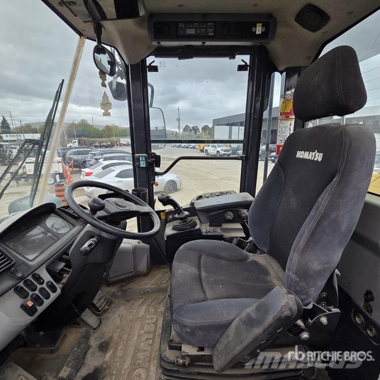 Komatsu WA270-8 Wheel Loader Wheel loaders