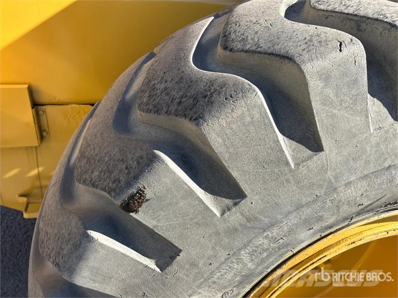 Komatsu Wa320-3A Wheel Loader Chargeuse sur pneus