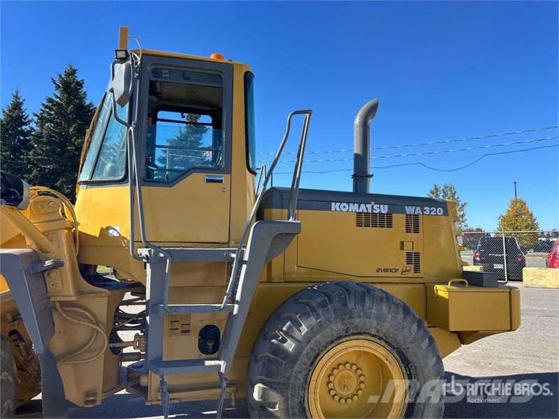 Komatsu Wa320-3A Wheel Loader Chargeuse sur pneus