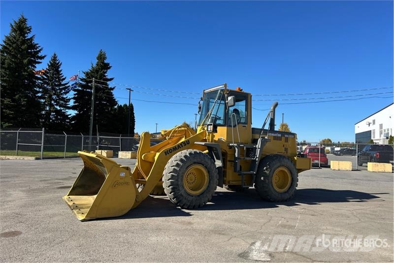 Komatsu Wa320-3A Wheel Loader Chargeuse sur pneus
