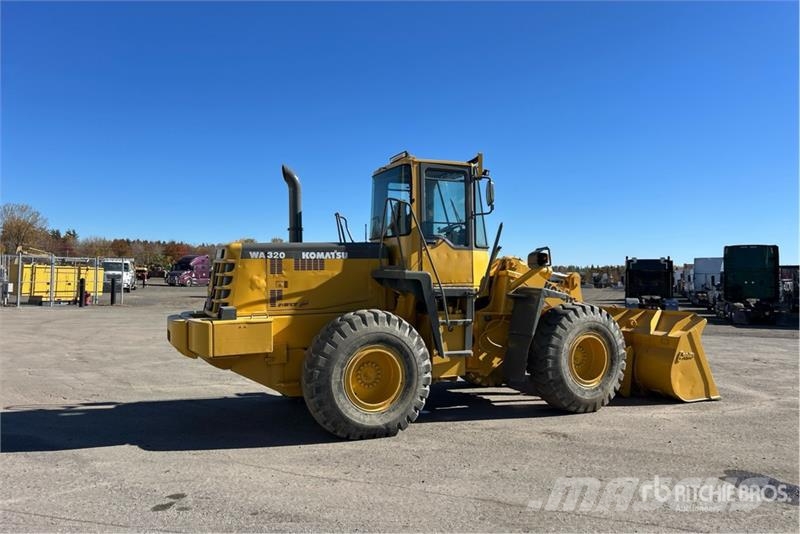 Komatsu Wa320-3A Wheel Loader Chargeuse sur pneus