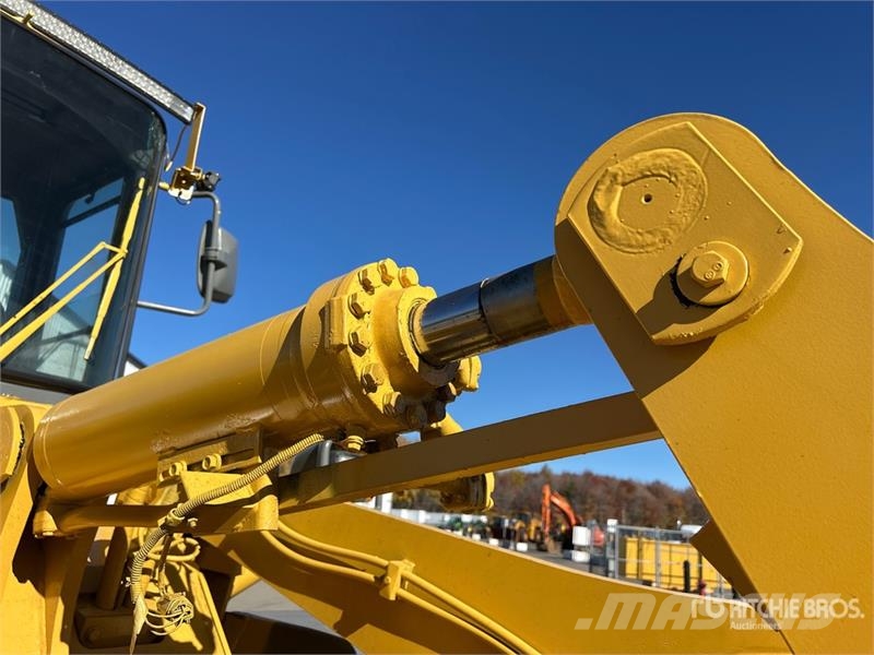 Komatsu Wa320-3A Wheel Loader Chargeuse sur pneus