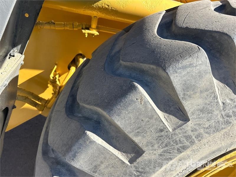 Komatsu Wa320-3A Wheel Loader Chargeuse sur pneus