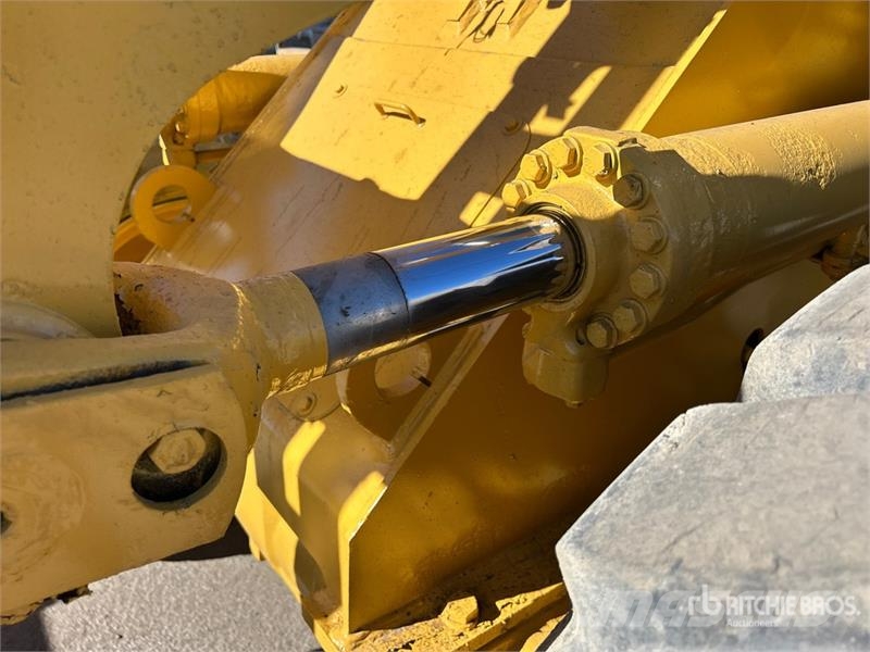 Komatsu Wa320-3A Wheel Loader Chargeuse sur pneus