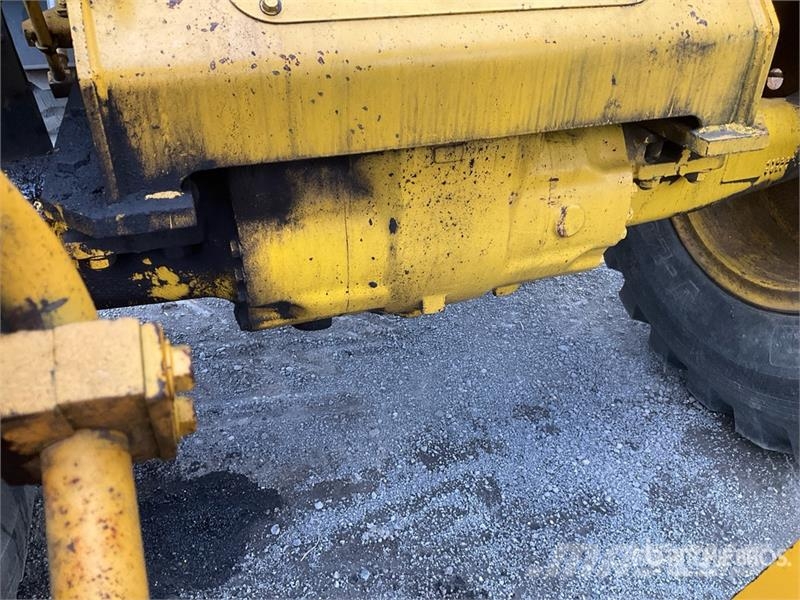 Komatsu WA320-3MC Wheel Loader Kolesni nakladalci