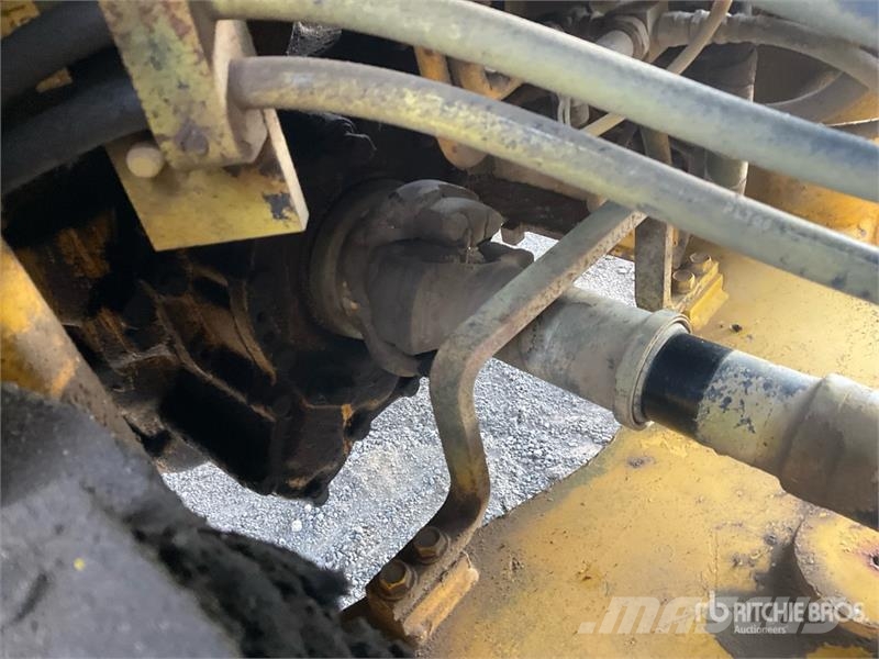 Komatsu WA320-3MC Wheel Loader Kolesni nakladalci