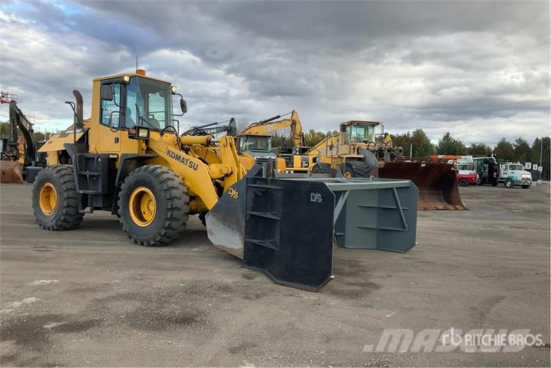 Komatsu WA320-3MC Wheel Loader Kolesni nakladalci