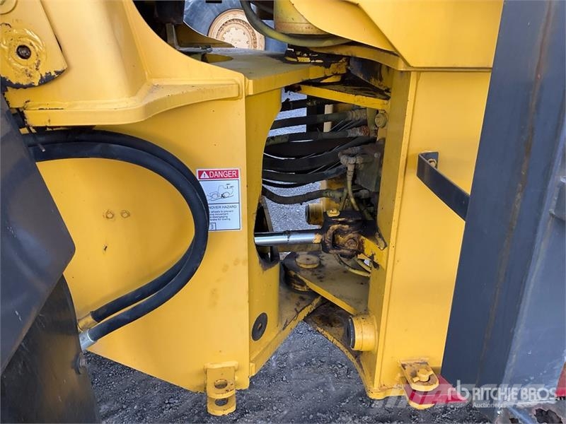 Komatsu WA320-3MC Wheel Loader Kolesni nakladalci