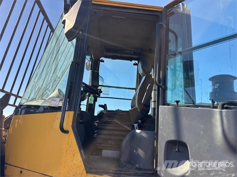 Komatsu WA320PZ-6 Wheel Loader Radlader