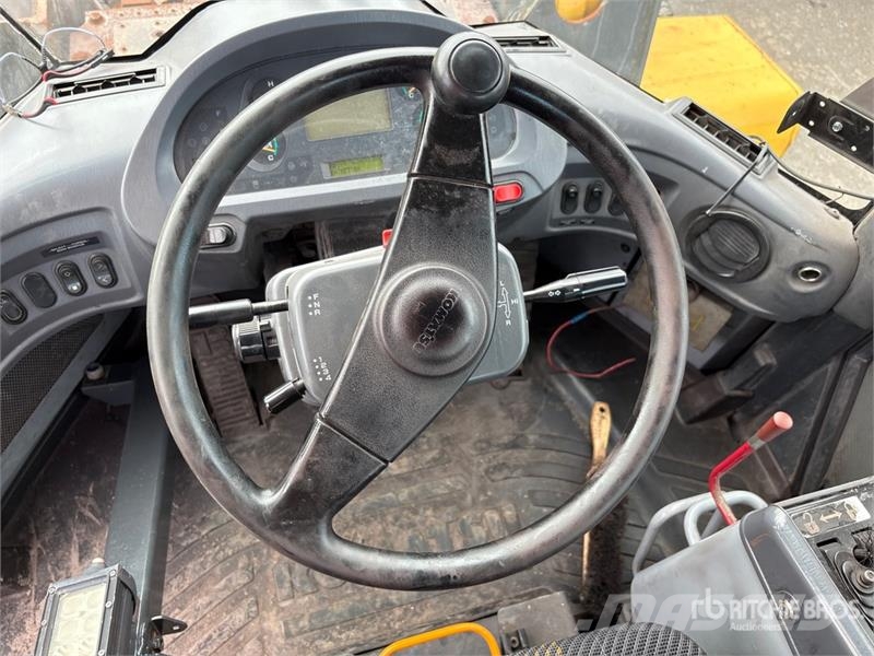 Komatsu WA500-6 Wheel Loader Utovarivači na kotačima
