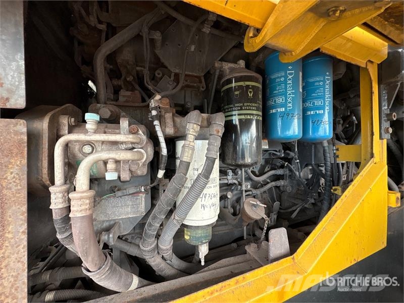 Komatsu WA500-6 Wheel Loader Utovarivači na kotačima
