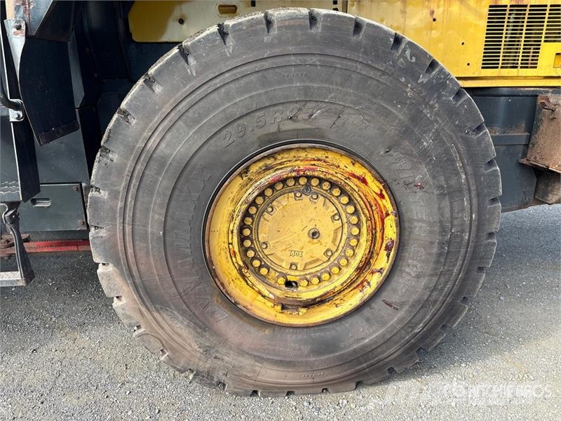 Komatsu WA500-6 Wheel Loader Utovarivači na kotačima