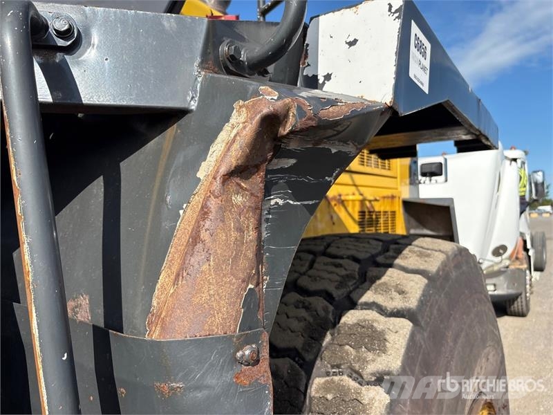 Komatsu WA500-6 Wheel Loader Utovarivači na kotačima
