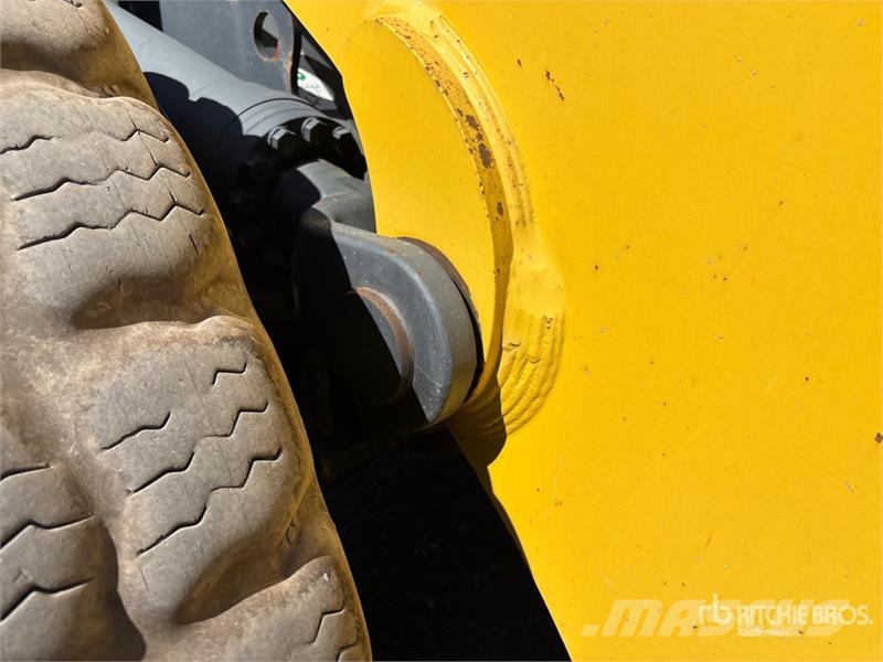 Komatsu WA500-8 Wheel Loader Utovarivači na kotačima