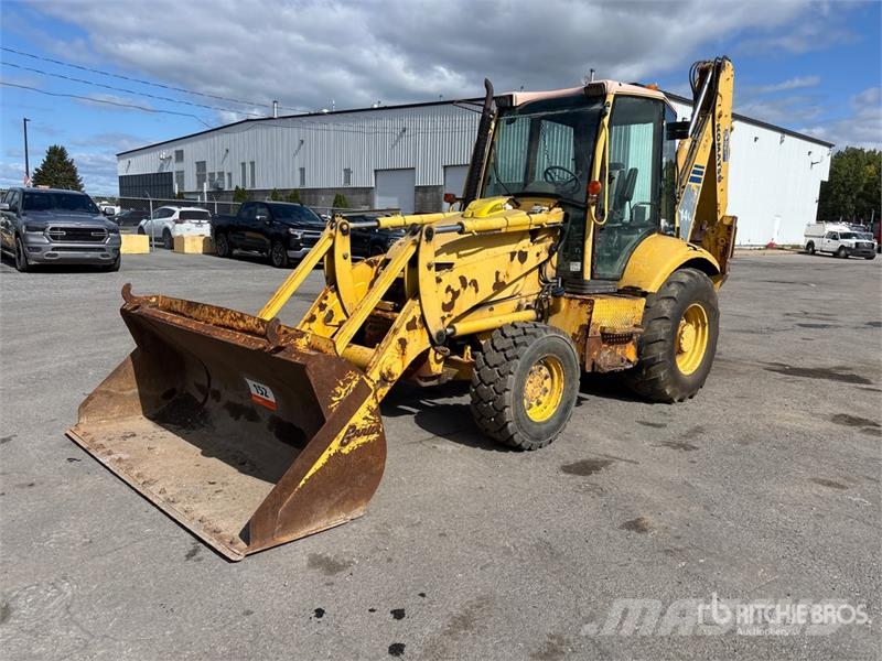 Komatsu WB140-2 Kaivurikuormaajat