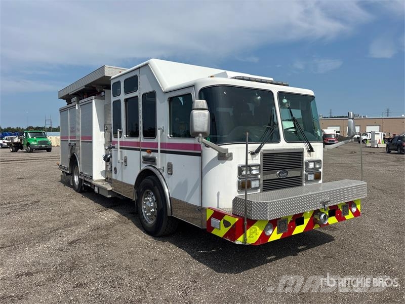 Kovatch 4x2 Crew Cab Fire Truck Fire trucks