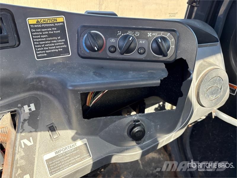 Kubota 1100R 4x4 Utility Vehicle Veicoli utilitari