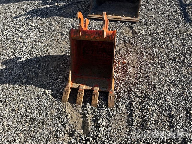 Kubota 19 in Excavator Bucket دلاء