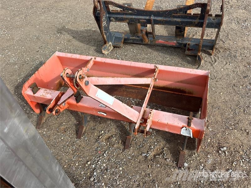 Kubota B2320HSD 4WD Utility Tractor Kompakttraktorer