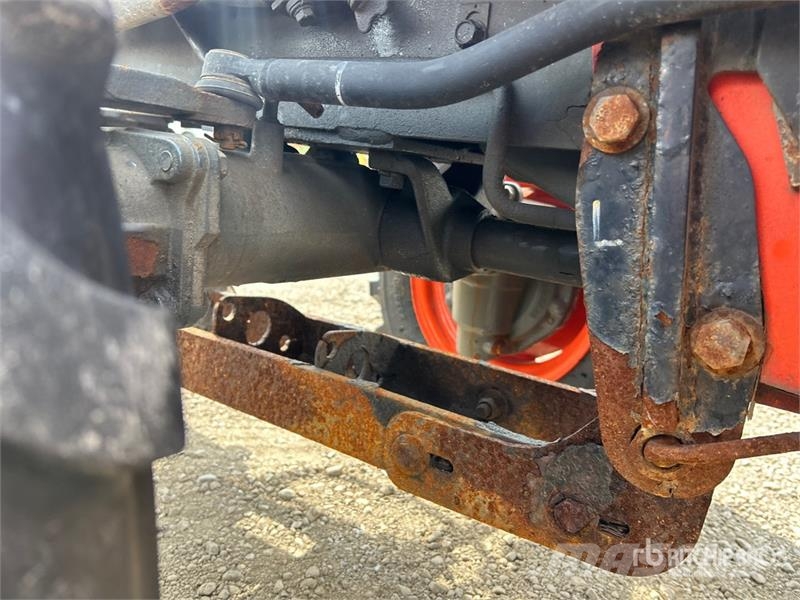 Kubota B2320HSD 4WD Utility Tractor Kompakttraktorer