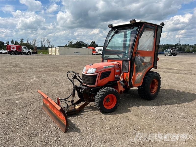 Kubota B2320HSD 4WD Utility Tractor Kompakttraktorer