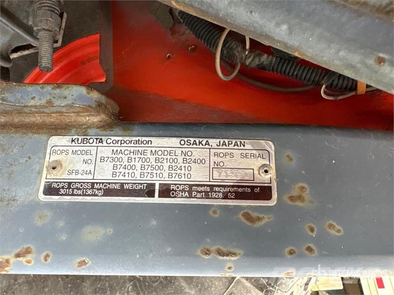 Kubota B2410HSD 4WD Utility Tractor 소형 트랙터
