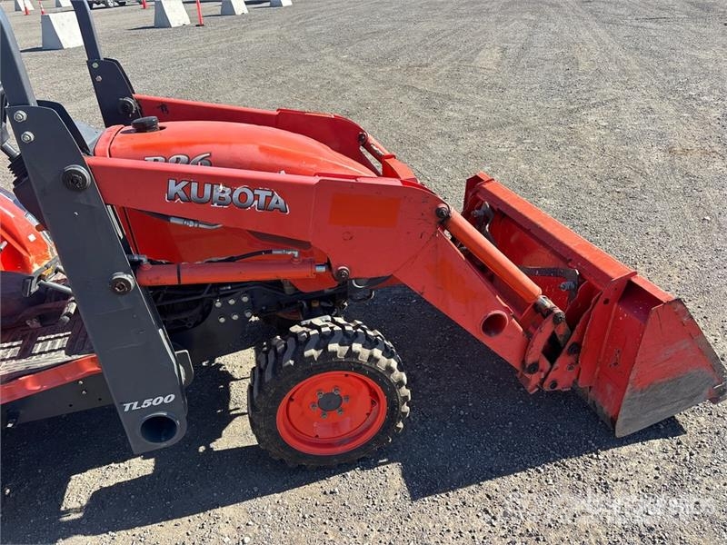 Kubota B26 Kompaktni (mali) traktori