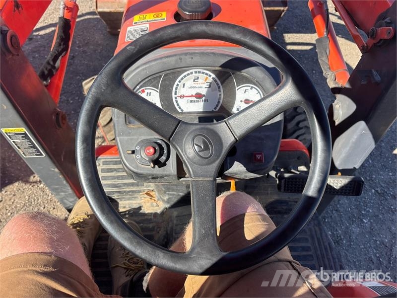 Kubota B26 Kompaktni (mali) traktori