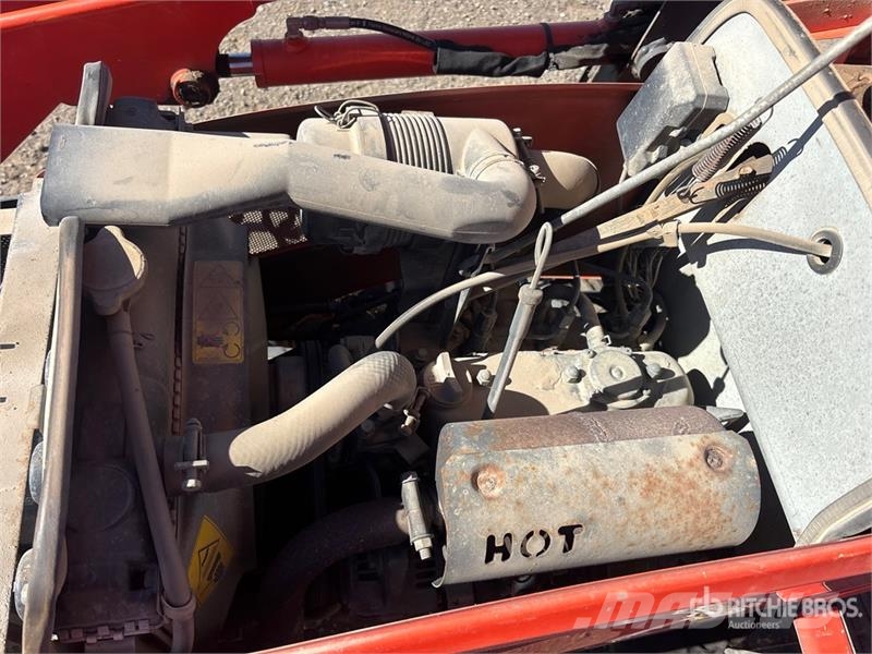 Kubota B26 Kompaktni (mali) traktori