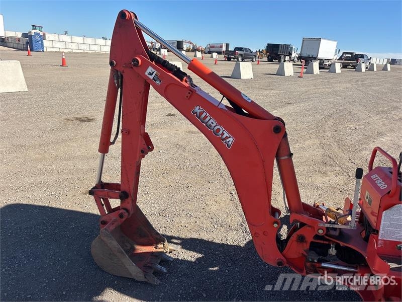 Kubota B26 Kompaktni (mali) traktori