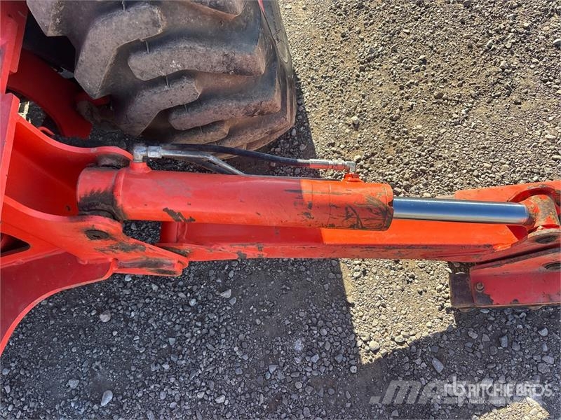Kubota B26 Kompaktni (mali) traktori