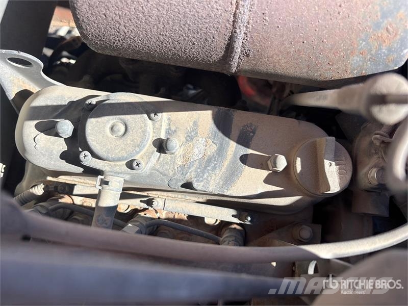 Kubota B26 Kompaktni (mali) traktori