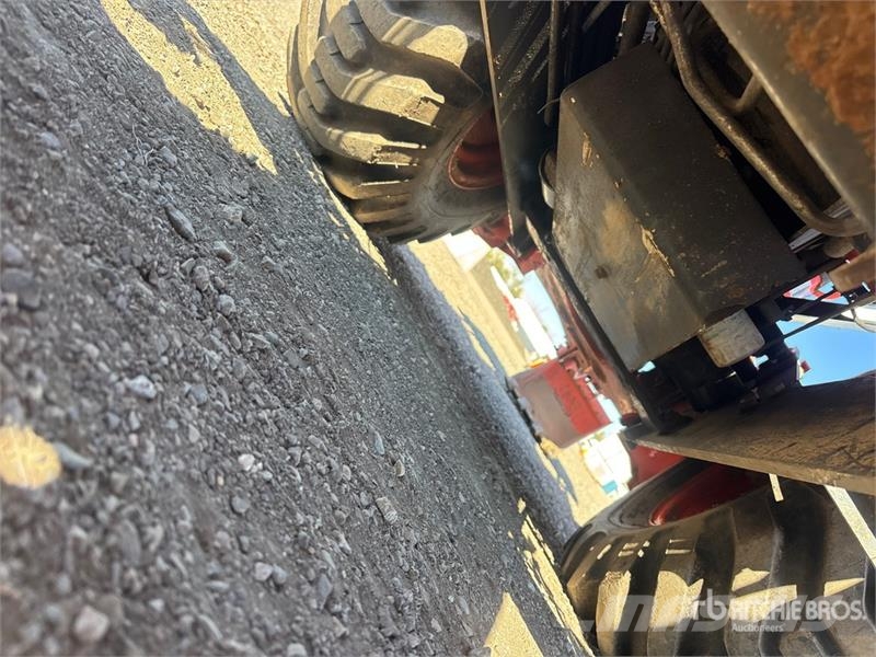 Kubota B26 Kompaktni (mali) traktori