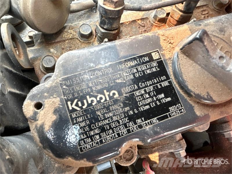 Kubota BX23S 4WD Utility Tractor (Inoperable) 소형 트랙터