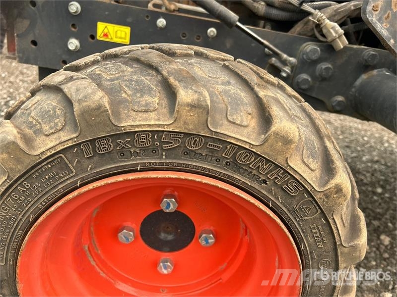 Kubota BX23S 4WD Utility Tractor (Inoperable) 소형 트랙터