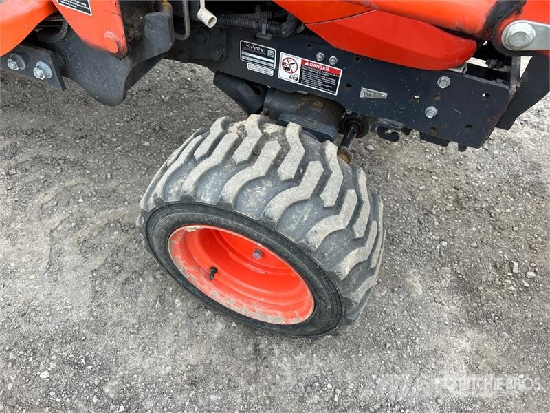 Kubota BX23S 4WD Utility Tractor Manjši traktorji