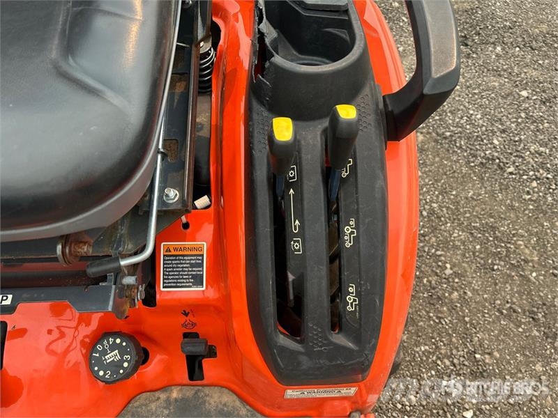 Kubota BX23S 4WD Utility Tractor (Inoperable) 소형 트랙터