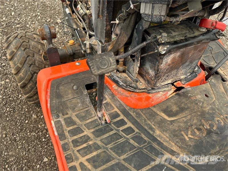 Kubota BX23S 4WD Utility Tractor (Inoperable) 소형 트랙터