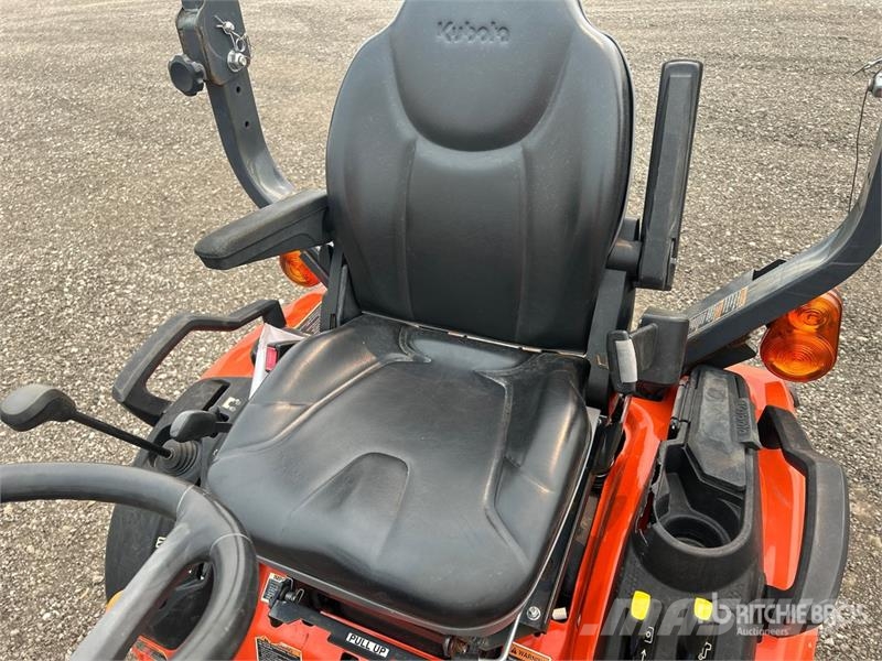 Kubota BX23S 4WD Utility Tractor (Inoperable) 소형 트랙터