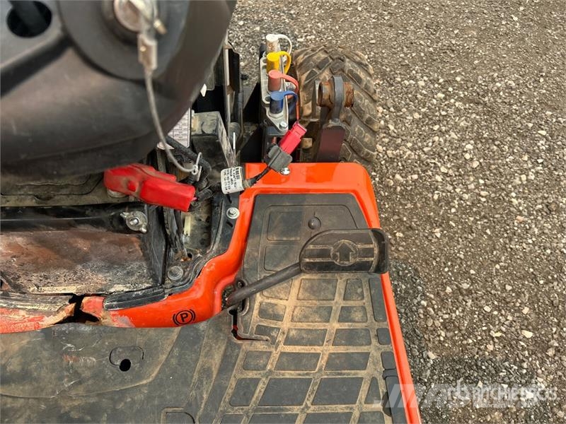 Kubota BX23S 4WD Utility Tractor (Inoperable) 소형 트랙터