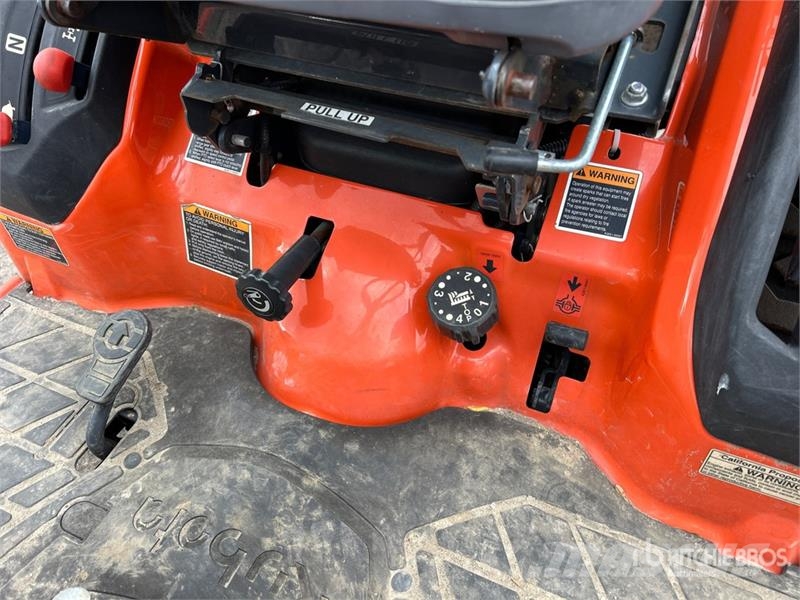 Kubota BX23S 4WD Utility Tractor Manjši traktorji