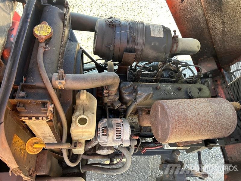 Kubota F3060 Sidewalk Plow Diger parçalar