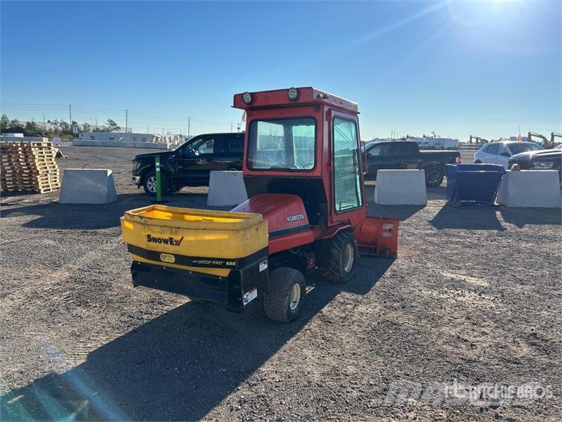 Kubota F3060 Sidewalk Plow Diger parçalar