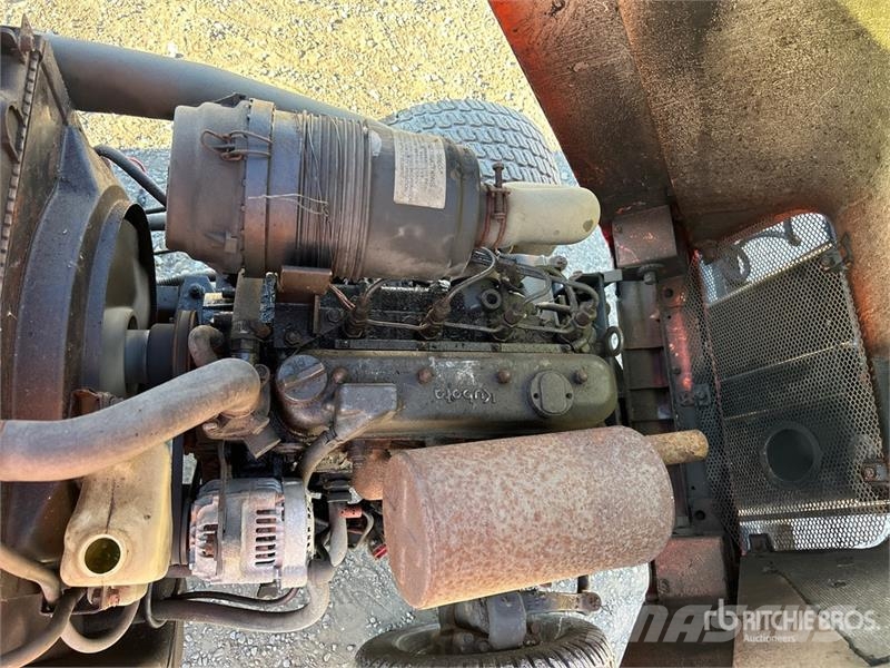 Kubota F3060 Sidewalk Plow Diger parçalar