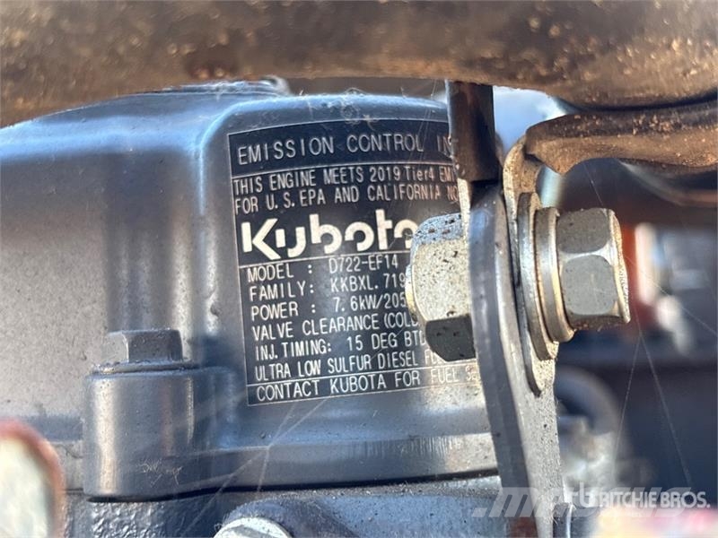 Kubota K008-3 حفارات صغيرة أقل من 7 طن (حفارات صغيرة)