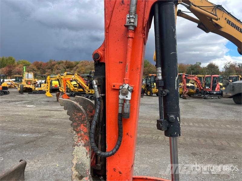Kubota KX040-4 حفارات صغيرة أقل من 7 طن (حفارات صغيرة)