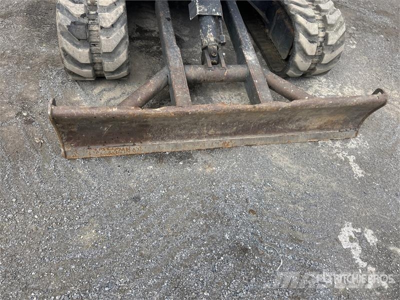 Kubota KX040-4 حفارات صغيرة أقل من 7 طن (حفارات صغيرة)