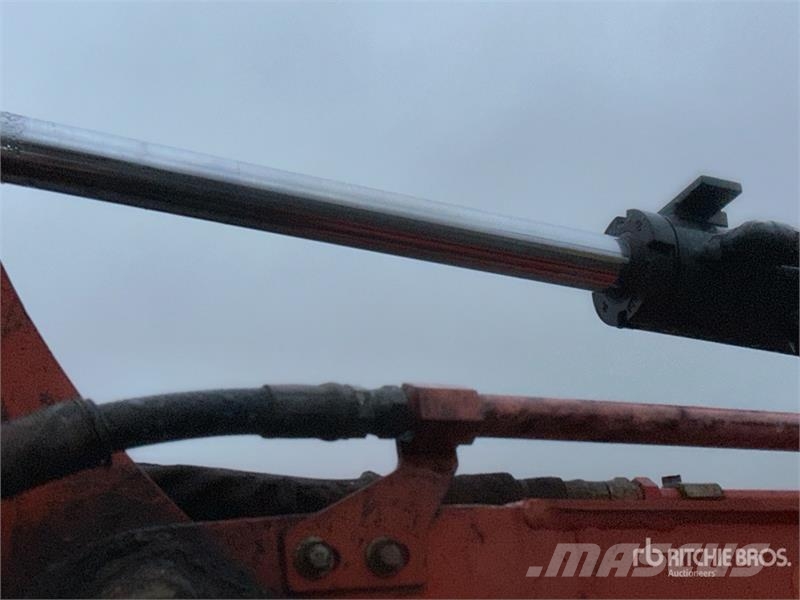 Kubota KX040-4 Мини-экскаваторы