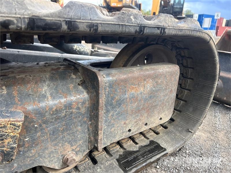 Kubota KX040-4 حفارات صغيرة أقل من 7 طن (حفارات صغيرة)