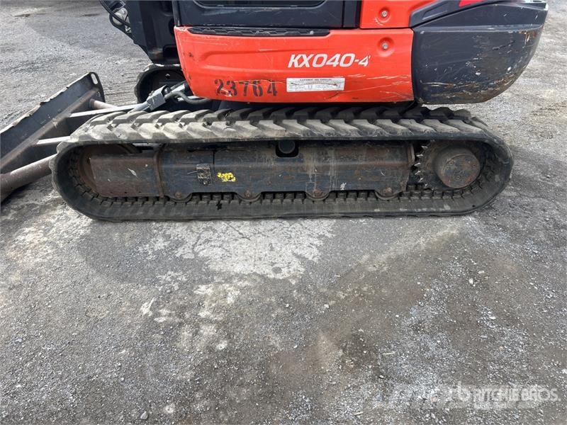 Kubota KX040-4 حفارات صغيرة أقل من 7 طن (حفارات صغيرة)